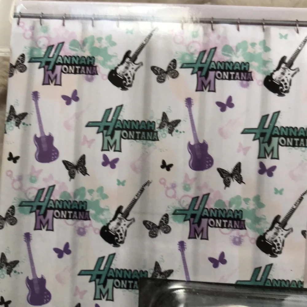 Disney Hannah Montana Shower Curtain Set